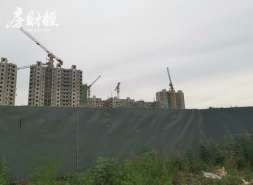 华发股份拟发行30亿元A股股票，募集资金用于还债等