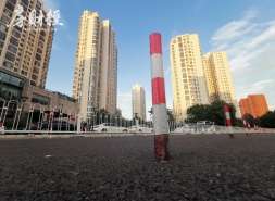 上海世茂股份2025年净亏损130.3亿元