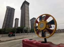 万科为68.72亿港元借款提供担保，担保总额851.19亿元