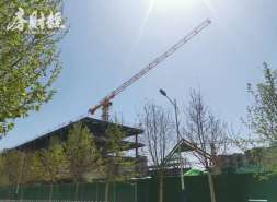 朗诗绿色管理前10月签约54亿元，股份继续停牌